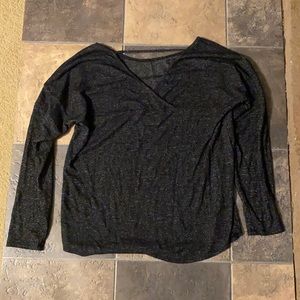 24/7 mid length sleeve shirt size L